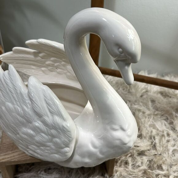 Vintage Goebel West Germany 57 303 20 Porcelain Swan Figurine Decor Planter - Picture 7 of 17